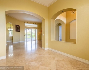 2275 Sw 185th Ave - Photo Thumbnail 17