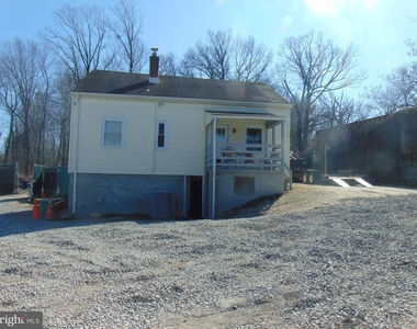 5400 Oakwood Road - Photo Thumbnail 1