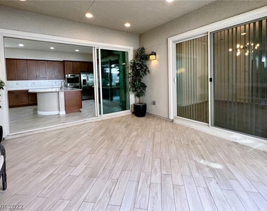 412 Cadence View Way - Photo Thumbnail 23