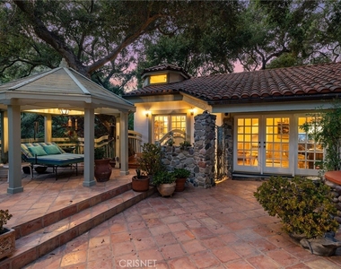 964 Old Topanga Canyon Road - Photo Thumbnail 3