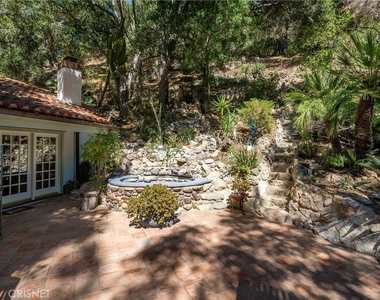 964 Old Topanga Canyon Road - Photo Thumbnail 42