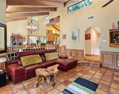 964 Old Topanga Canyon Road - Photo Thumbnail 25