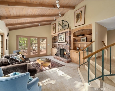 964 Old Topanga Canyon Road - Photo Thumbnail 17