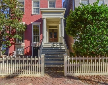 12 West Clay Street - Photo Thumbnail 0