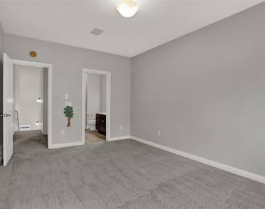 547 N Park Avenue - Photo Thumbnail 28