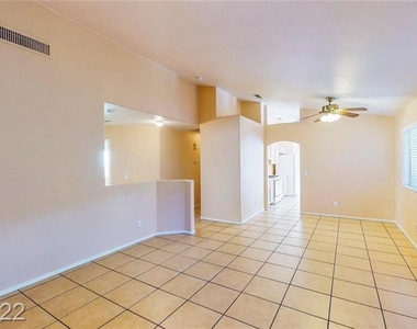 2760 Wild Cactus Court - Photo Thumbnail 2