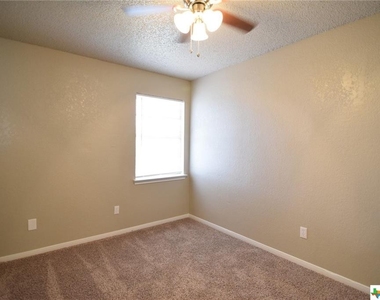 3208 Green Valley Drive - Photo Thumbnail 26