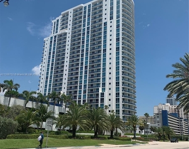 1945 S Ocean Dr - Photo Thumbnail 22