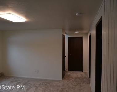 4606 Aspen Dr - Photo Thumbnail 6