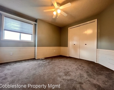 2100 N Amethyst Pl - Photo Thumbnail 20