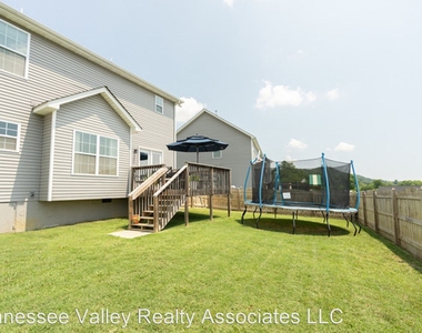 6104 Hollow View Ln - Photo Thumbnail 17