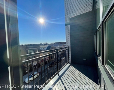 1730-34 W 18th Street Unit 401 - Photo Thumbnail 11