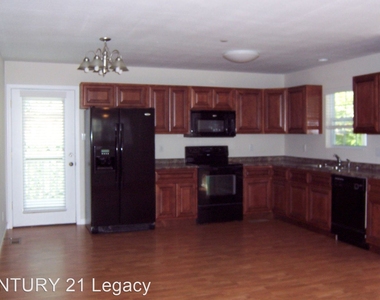 1606 Sevierville Road - Photo Thumbnail 8