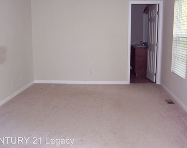 1606 Sevierville Road - Photo Thumbnail 15