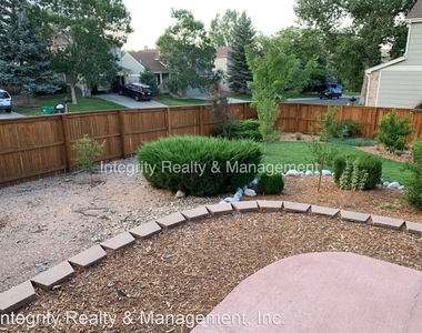 15969 Hedgeway Dr - Photo Thumbnail 31