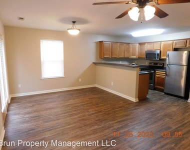 2313 Talbott Way - Photo Thumbnail 3