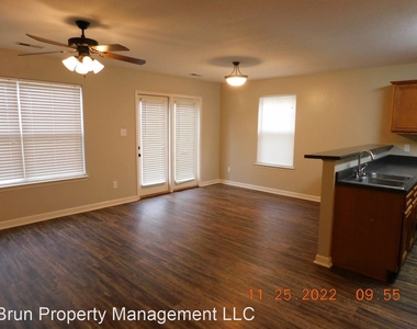 2313 Talbott Way - Photo Thumbnail 2