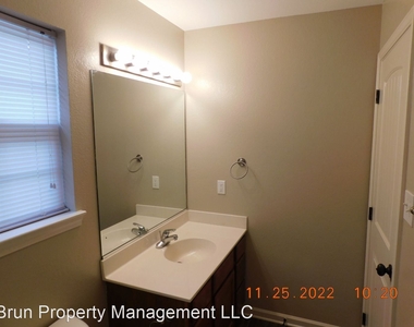 2313 Talbott Way - Photo Thumbnail 25