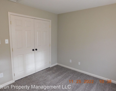 2313 Talbott Way - Photo Thumbnail 39