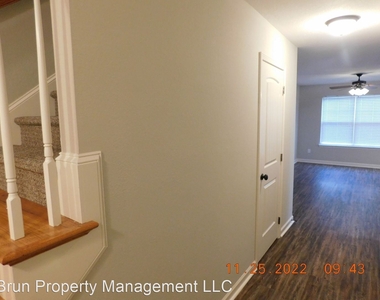 2313 Talbott Way - Photo Thumbnail 4