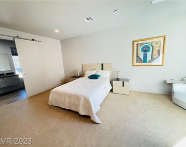 471 Serenity Point Drive - Photo Thumbnail 10