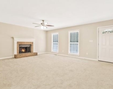 510 Maplelake Drive - Photo Thumbnail 12