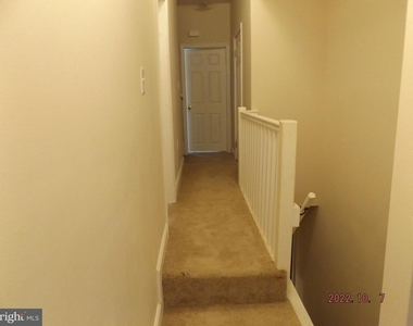 321 Kerlin St #2 - Photo Thumbnail 9