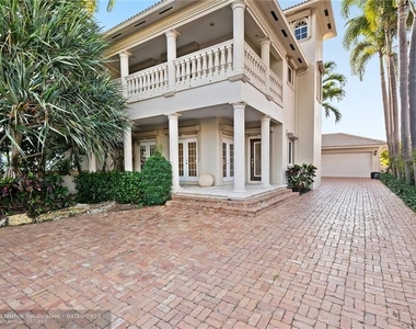 413 Coconut Isle Dr - Photo Thumbnail 22