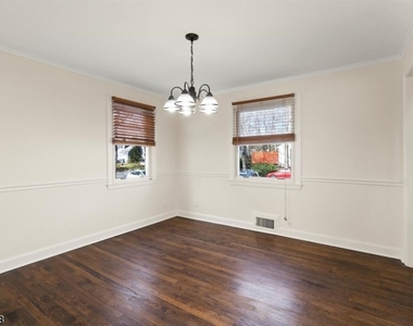 28 Laurel Pl - Photo Thumbnail 6