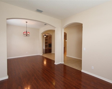 16326 Bridgelawn Avenue - Photo Thumbnail 3