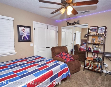 13260 Meteor Dr - Photo Thumbnail 21