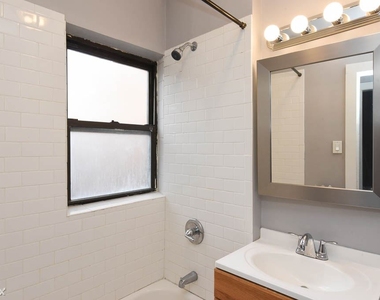 3600 W. Sunnyside, Unit 3 - Photo Thumbnail 17