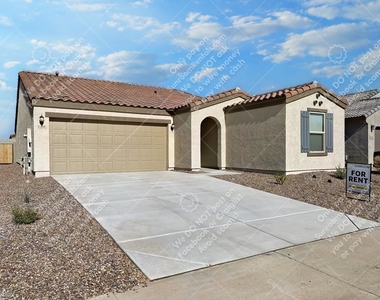 1736 E Desert Breeze Pl - Photo Thumbnail 0