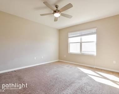 340 Spruce Pine Drive Unit - Photo Thumbnail 8