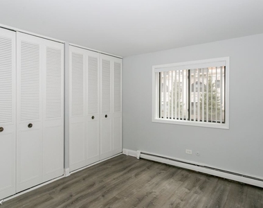 6201 N. Kenmore, Unit 201 - Photo Thumbnail 15