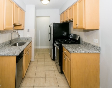 6201 N. Kenmore, Unit 201 - Photo Thumbnail 1