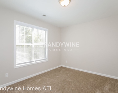 524 Bentley Way - Photo Thumbnail 12