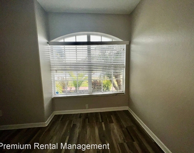 2620 Regency Oak Lane (lo) - Photo Thumbnail 6