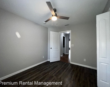 2620 Regency Oak Lane (lo) - Photo Thumbnail 34