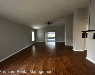 2620 Regency Oak Lane (lo) - Photo Thumbnail 13