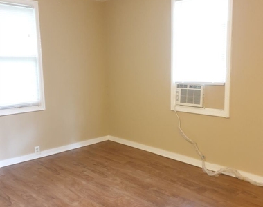 3105 Conner Drive Unit 3 - Photo Thumbnail 5