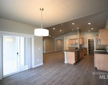 10668 W Royal Fern Ct - Photo Thumbnail 10