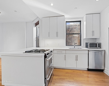 157 Ludlow St - Photo Thumbnail 2