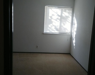 1000 Beck St #368 - Photo Thumbnail 8