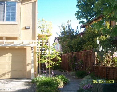 1450 Trombetta Street - Photo Thumbnail 1