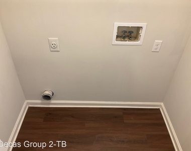 180 Park Place Ln - Photo Thumbnail 28