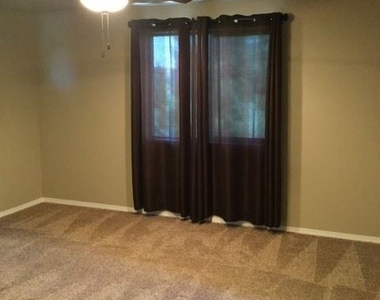 1040 Pendleton Dr - Photo Thumbnail 14