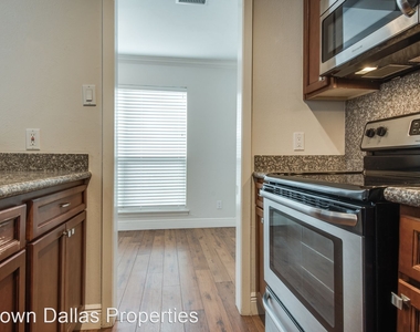 3907 Gilbert Ave #7 - Photo Thumbnail 2