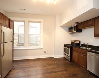 3649 W. Montrose, Unit F-5 - Photo Thumbnail 1