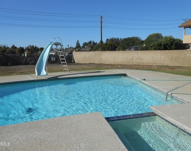 10010 Santee Court - Photo Thumbnail 1